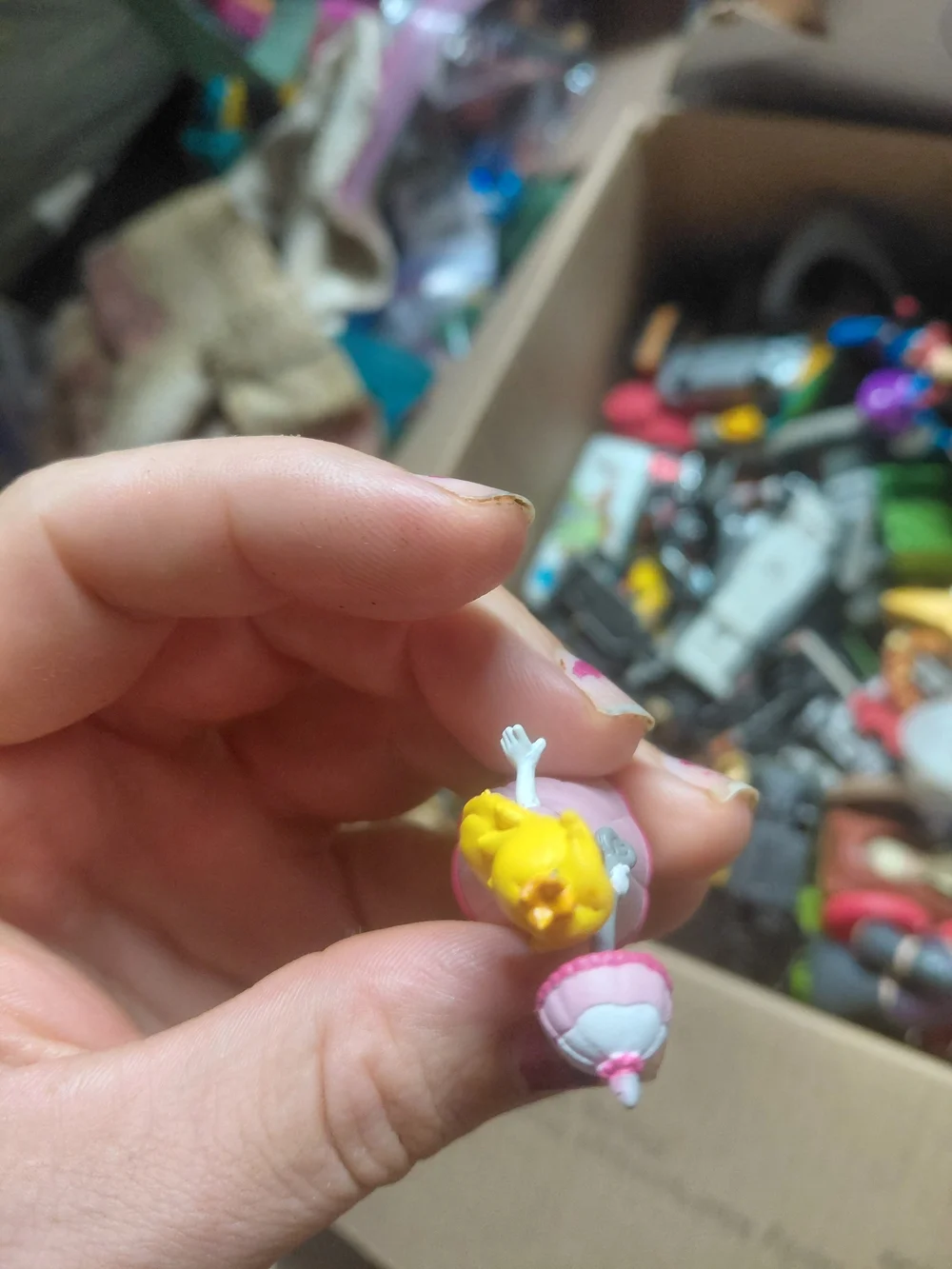 Super Mario Bros. Wonder mini collectible figure of Princess Peach cake topper